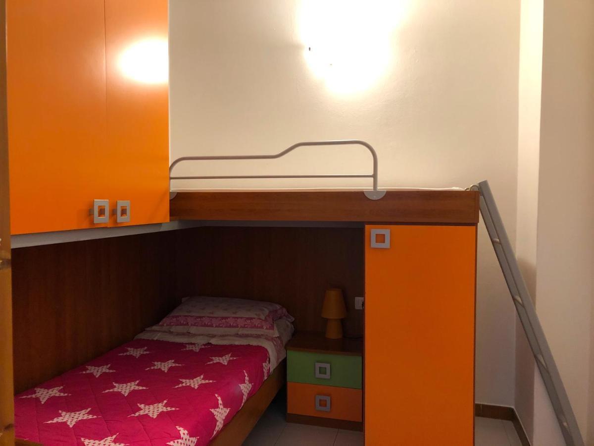 Apartment Arianna 150Mt From Beach กัสเตลซาร์โด ภายนอก รูปภาพ